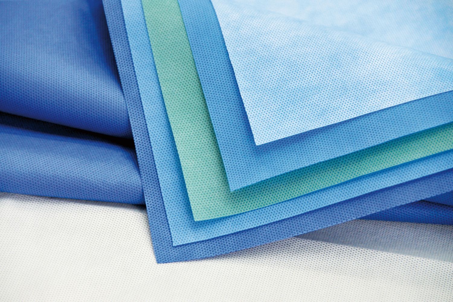 Medical nonwoven fabric