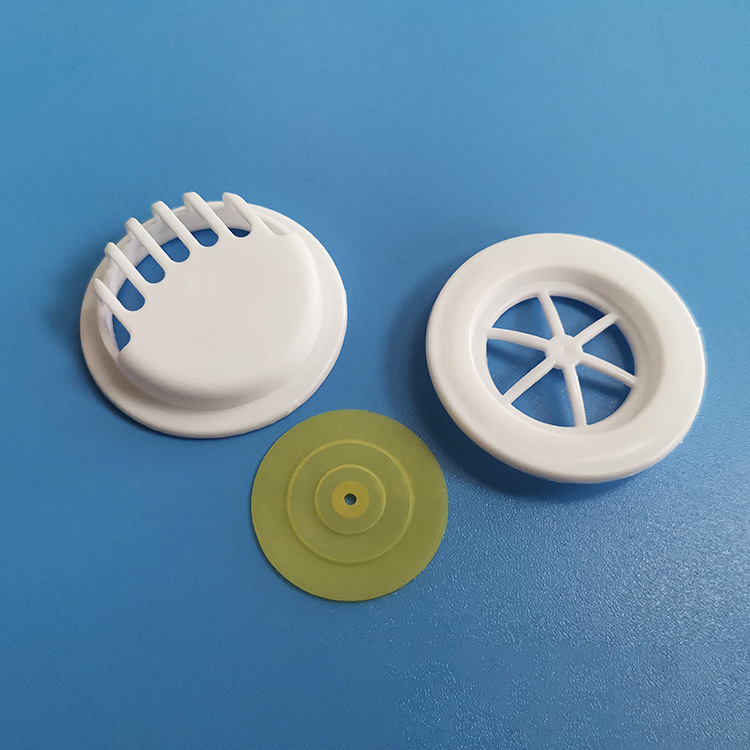 One-way breathing valve for face masks